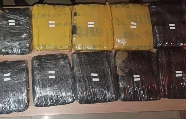 3 Orang Ditangkap di...