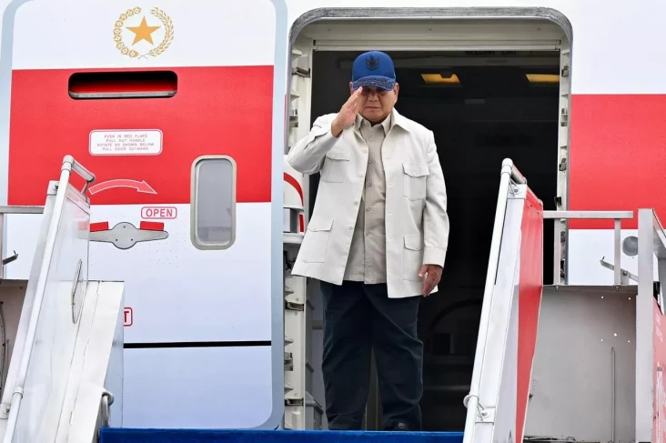 Presiden Prabowo Terbang...