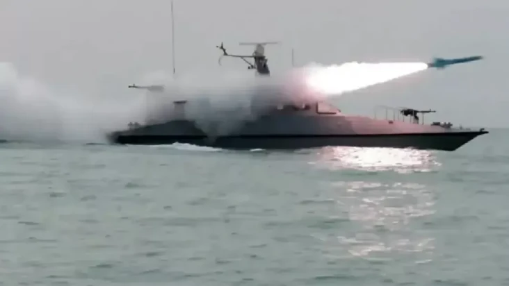 Memanas, Iran akan Tutup...