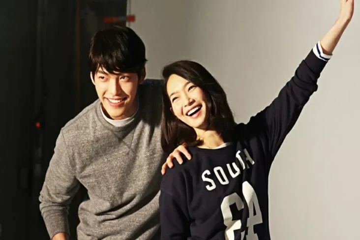Shin Min-ah dan Kim...