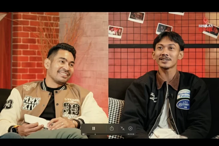 Kapal Cumi dan Patung...