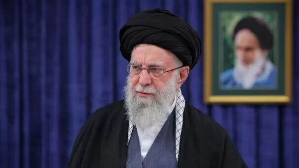Khamenei Tegaskan Trump...