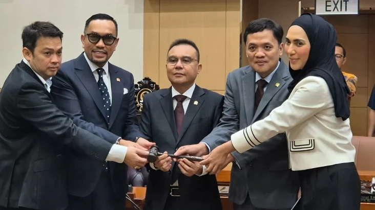 Sahroni Kembali Jadi...