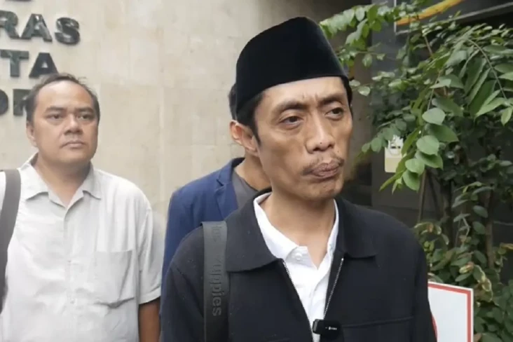 Lengkapi Berkas Perkara...