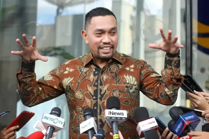 Oknum Brimob Aniaya...