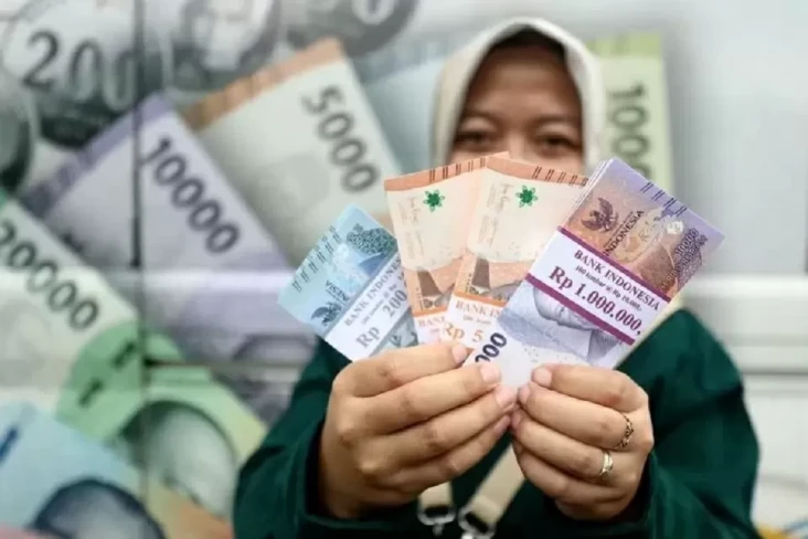 PDIP Minta THR Dibagikan...