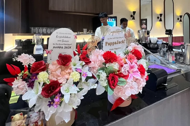 Pappajack Soft Opening,...