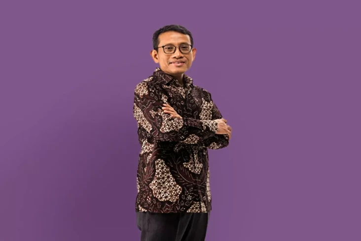 Gaduh Alumni Hina Negara,...