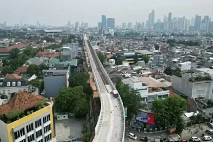 LRT Jakarta Velodrome-Manggarai...