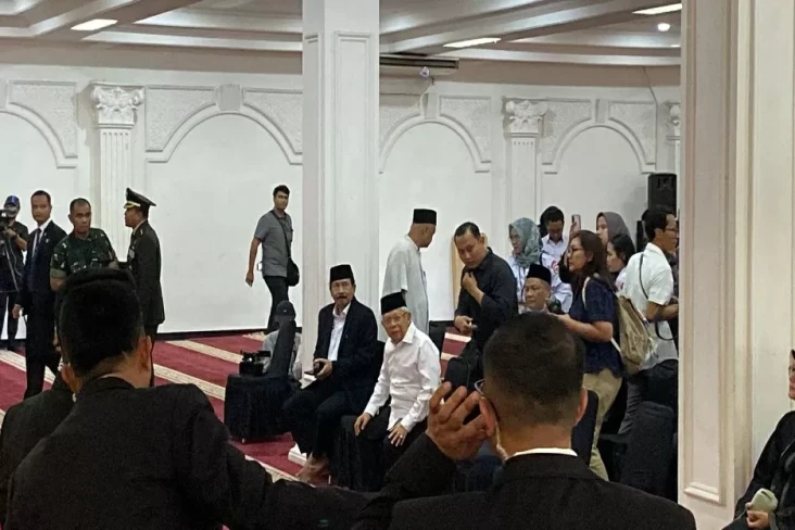 KH Maruf hingga Putra...