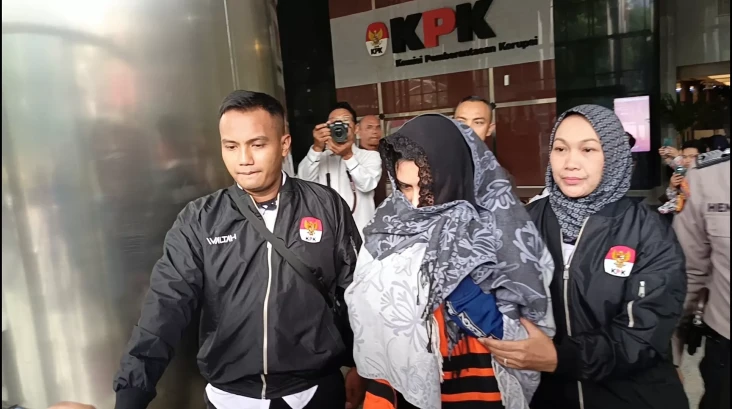 Bupati Pekalongan Fadia...