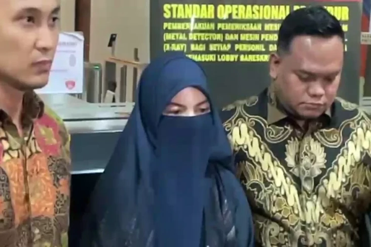 Buntut Laporan Inara...