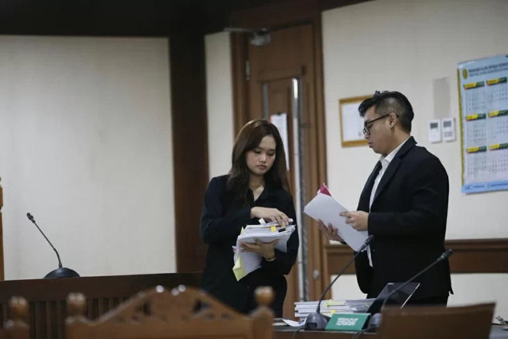 Serahkan 12 Bukti Tambahan...