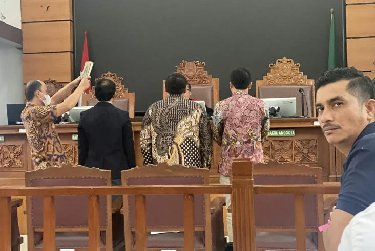 Sidang Praperadilan,...
