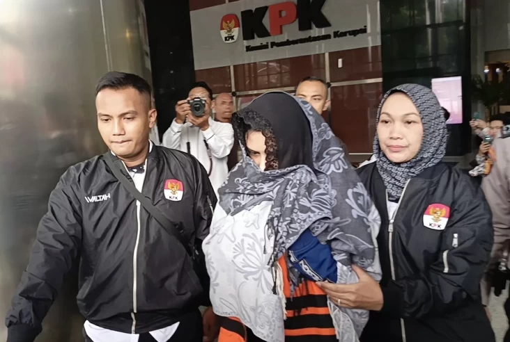 Ngaku Tak Paham Birokrasi,...