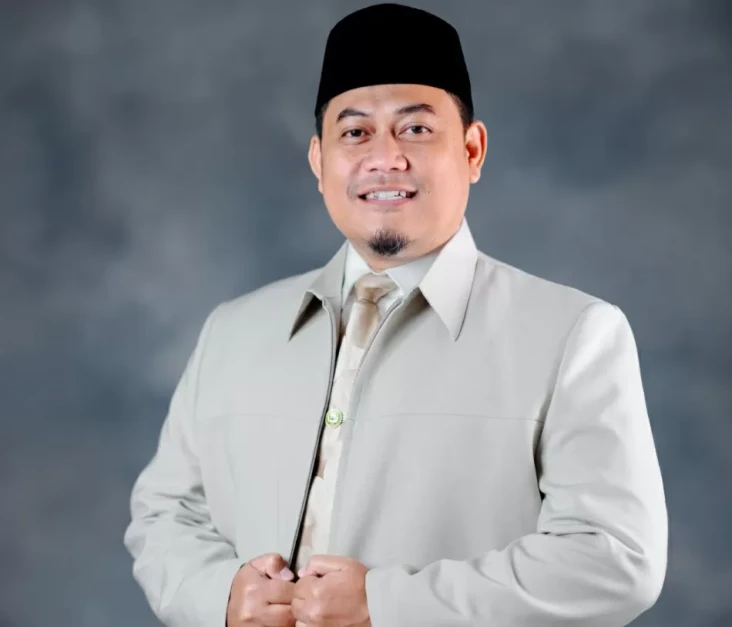 Ketika Karisma Pergi,...