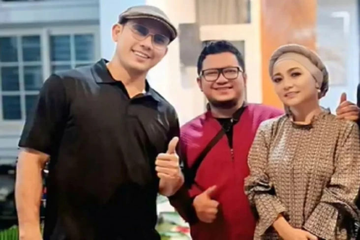 Firdha Razak Curiga...