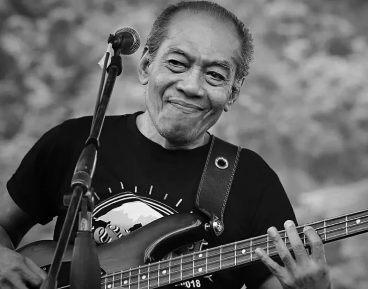 Berita Duka, Bassist...