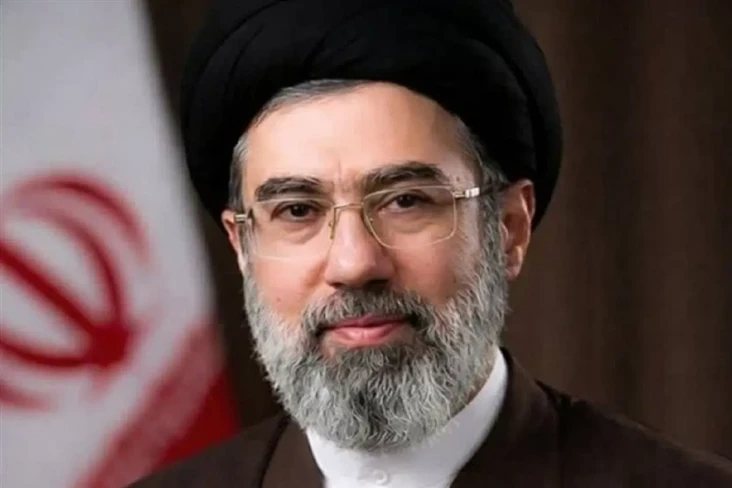 Mojtaba Khamenei, Pemimpin...