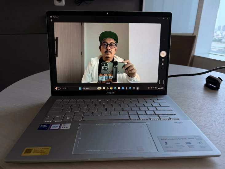 Laptop Tipis Tapi Tahan...