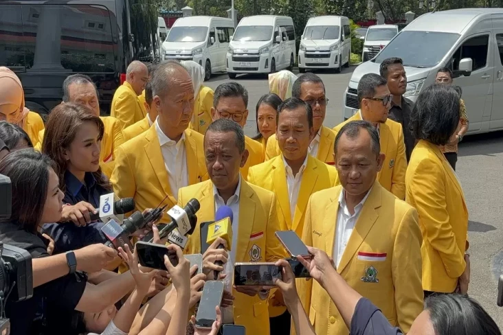 Bahlil: Pemerintah Dukung...