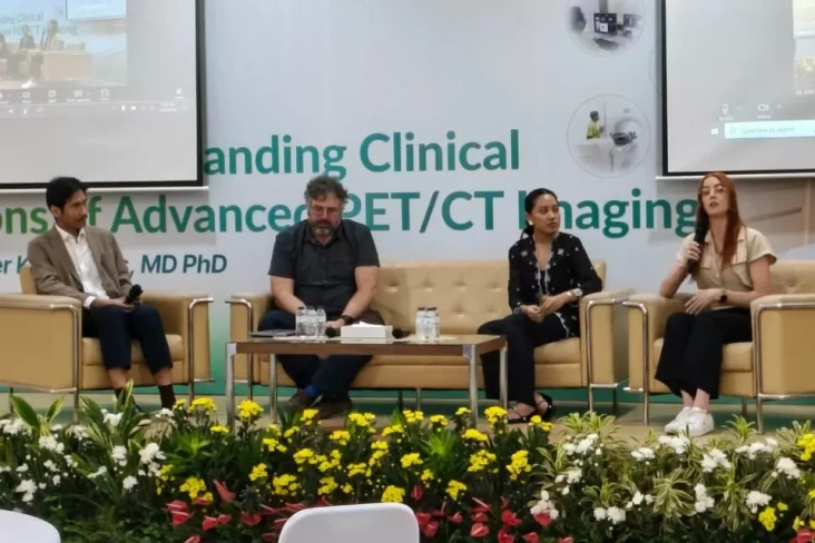Kembangkan Layanan Molecular...