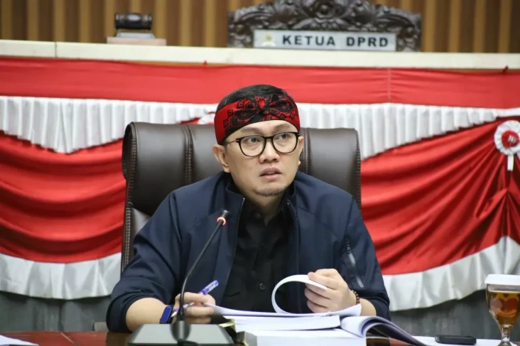Peta Jalan Dua Dekade:...