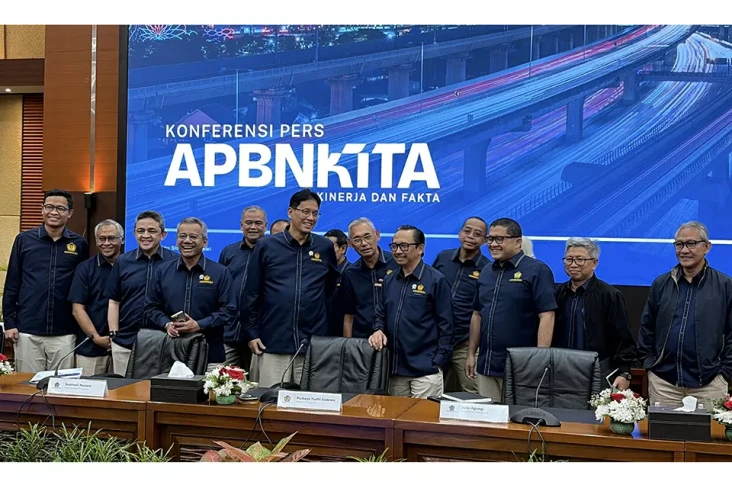Defisit APBN Februari...