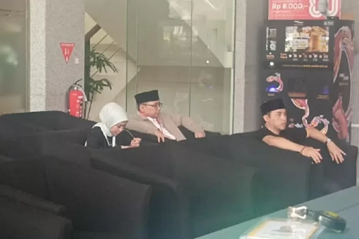 Gus Yaqut Datang ke...