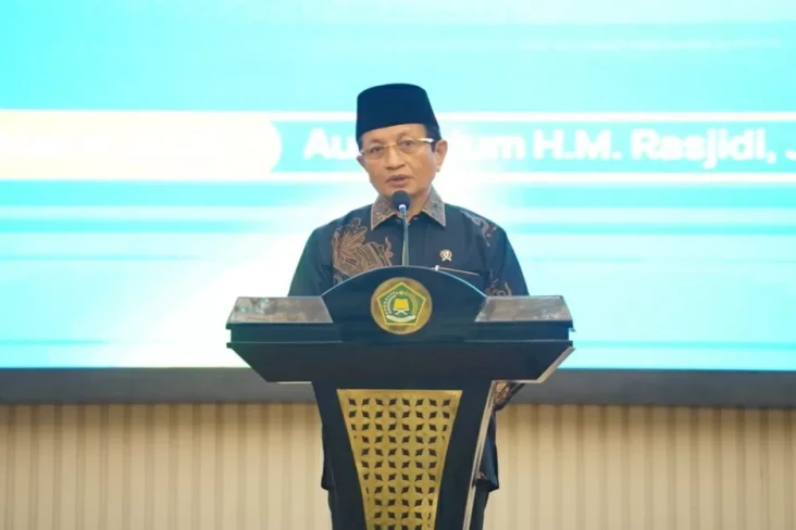 Menag Larang ASN Gunakan...