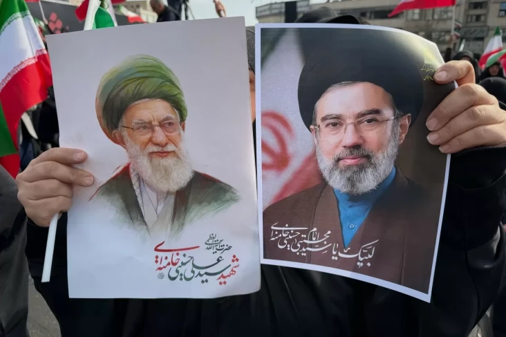 Iran Digempur AS, Pemimpin...