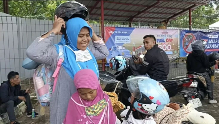 Hemat Ongkos Mudik,...