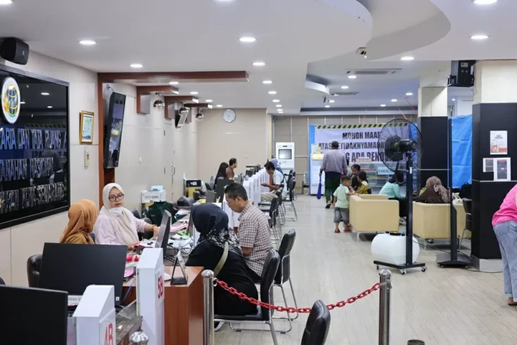 Seluruh Kantor Pertanahan...