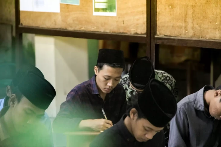 Kemenag Salurkan BOS...