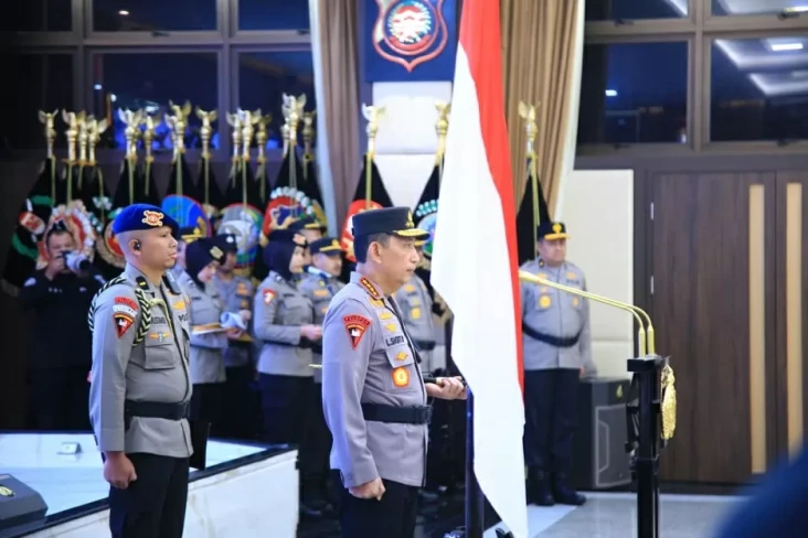 47 Perwira Polri Naik...