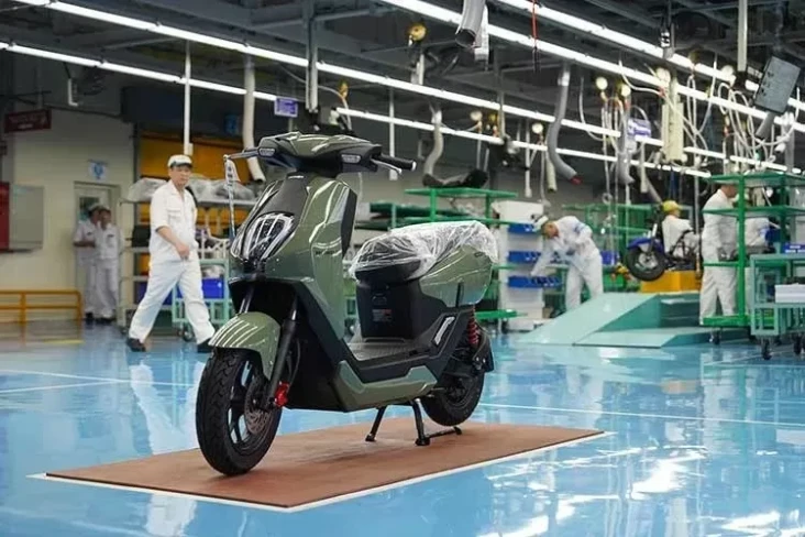 Honda Berencana Hentikan...