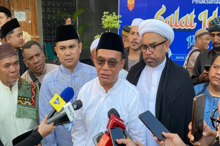 Muhadjir Tegaskan Perbedaan...