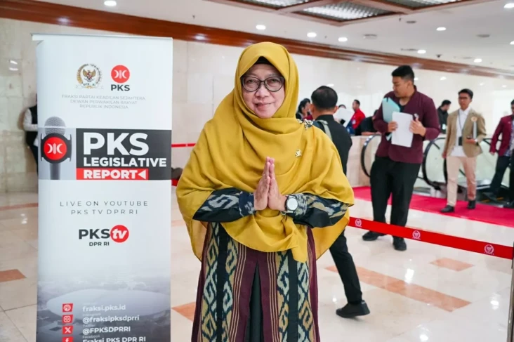 Anis Byarwati: Idulfitri...