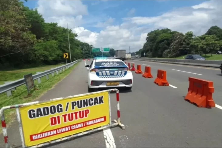 Jalur Puncak Diberlakukan...