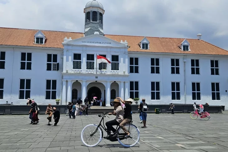 Libur Lebaran, Kota...