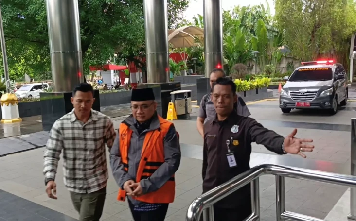 Gus Yaqut Kembali Masuk...