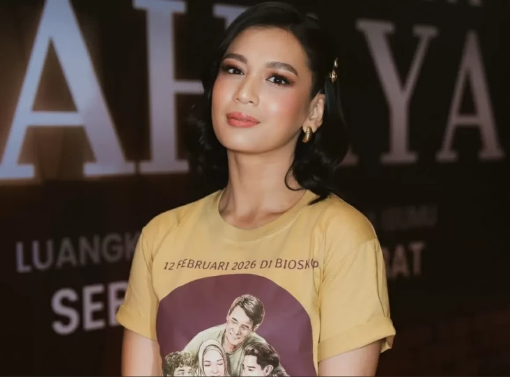 Dea Imut Tunda Pernikahan...