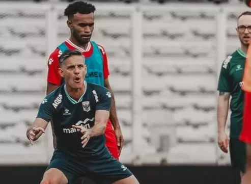 Debut John Herdman:...