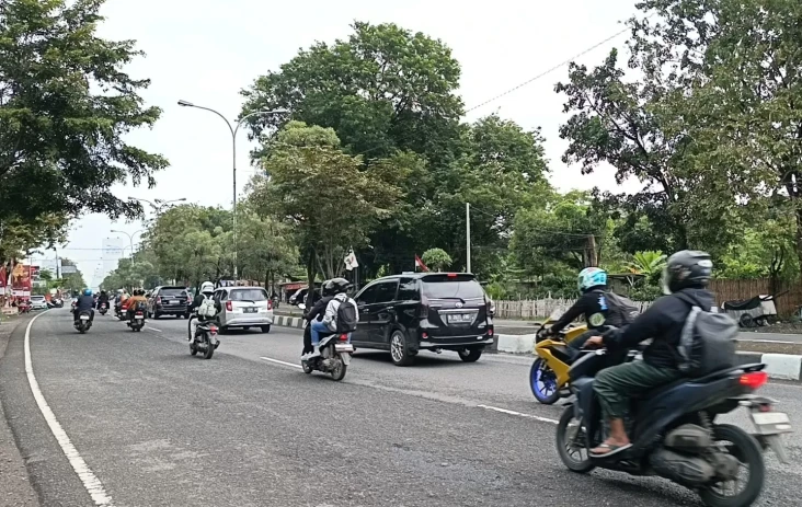 Pemudik Motor Masih...