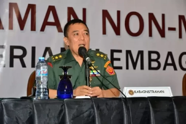 Letjen TNI Yudi Mundur...