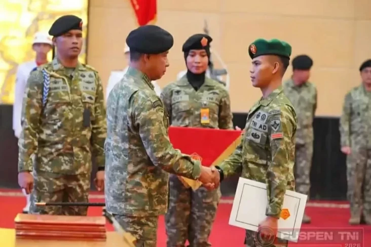 Panglima TNI Beri Kenaikan...