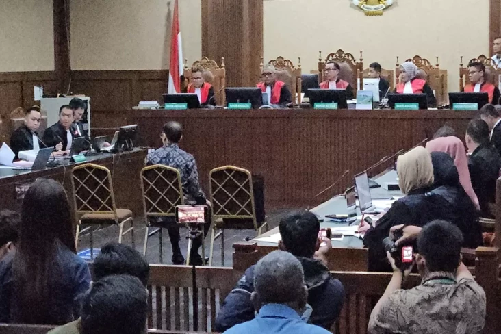 Hadiri Sidang Kasus...