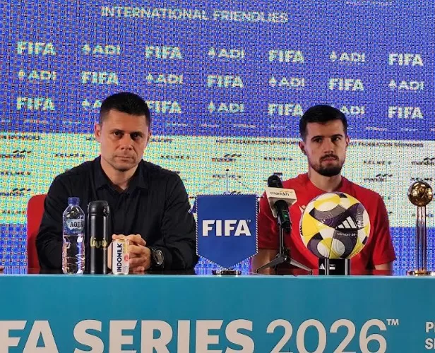Pelatih Bulgaria Akui...