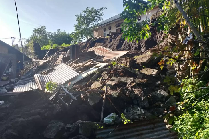 Gempa Bitung M7,6: Tsunami...