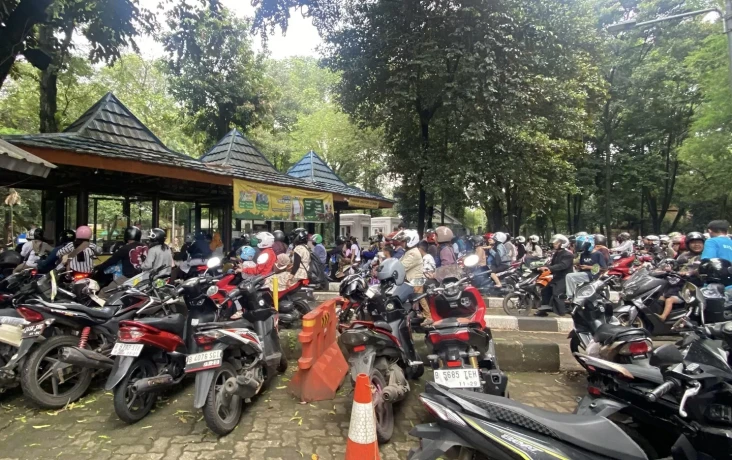 Hingga Siang, Ragunan...